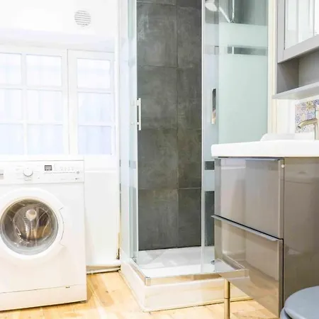 Nice And Bright Apartment Apartment *